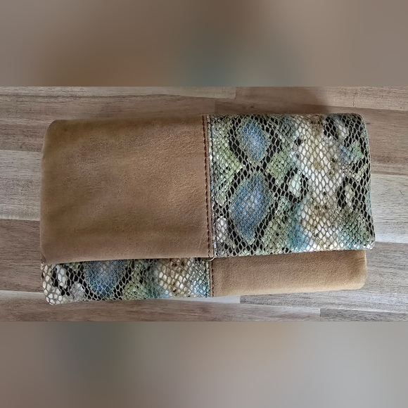 Hobo Leather and Alligator Wallet - Picture 1 of 1